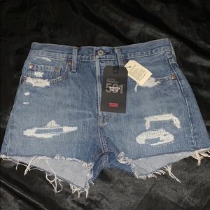 Levis High Rise Shorts Brand New